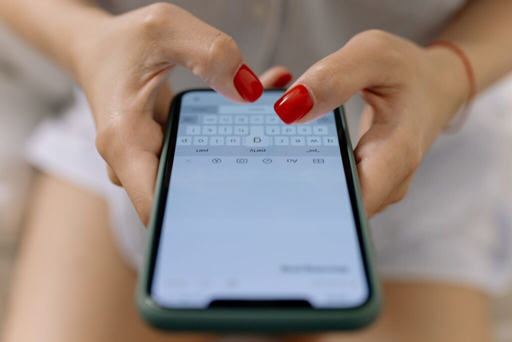 why introverts often prefer texting to talking