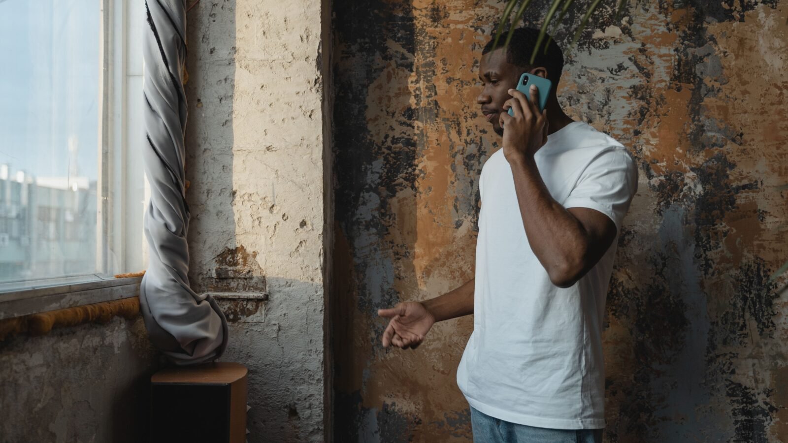 voice call before the first date