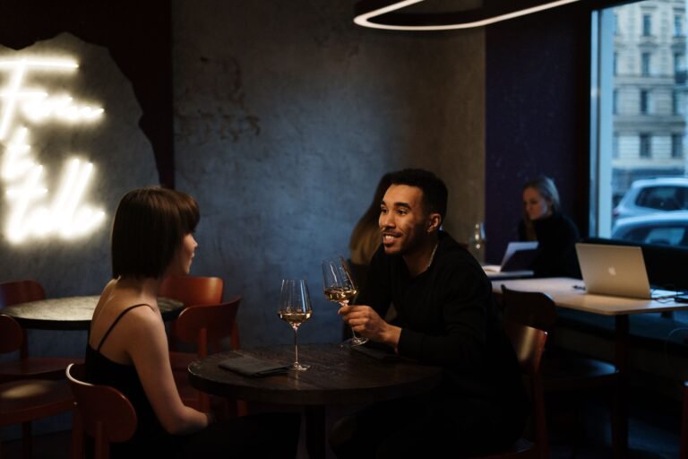 What to Talk About on a First Date Without Turning It Into an Interview