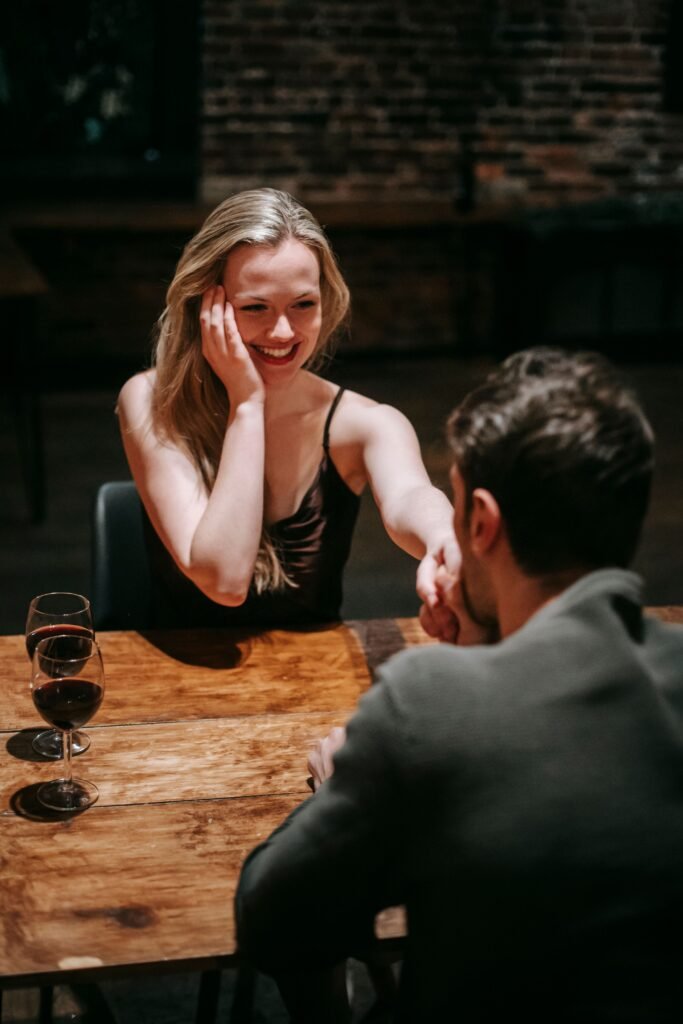 what to talk about on a first date