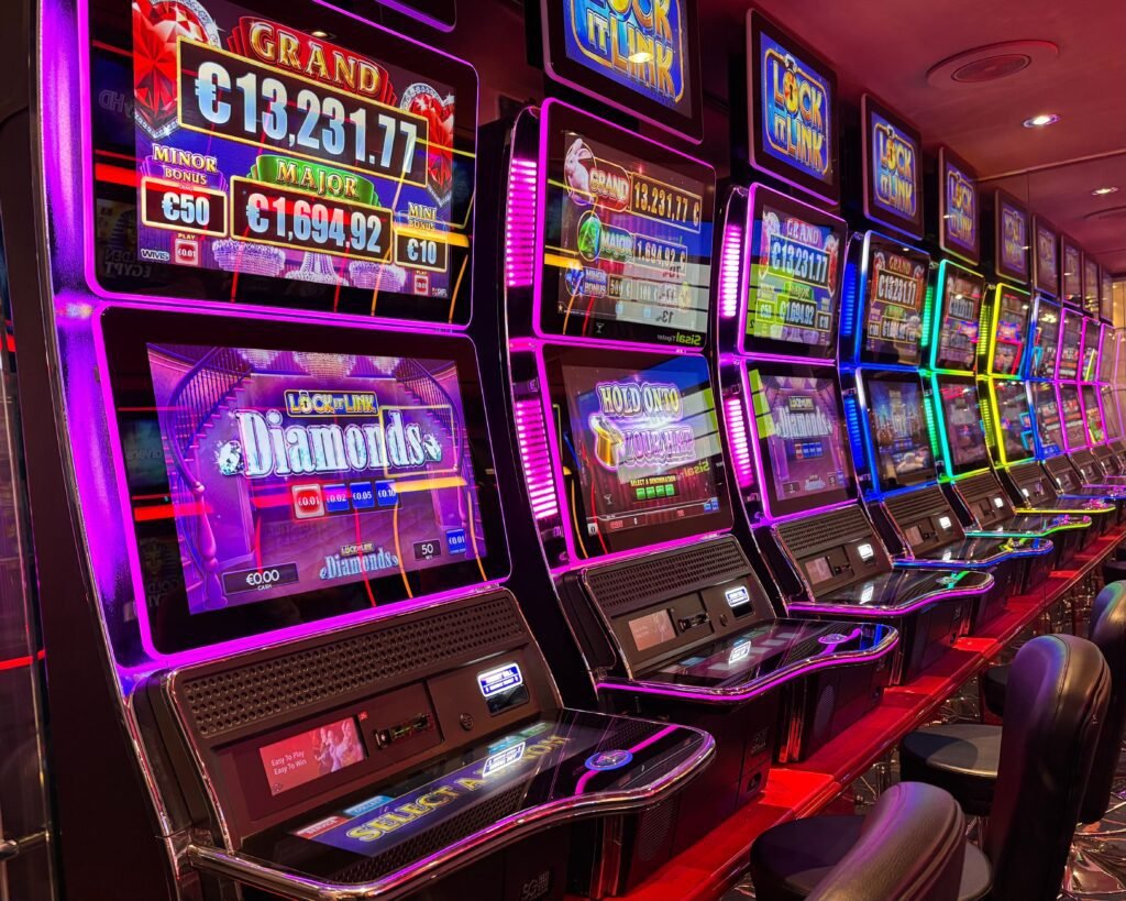 unpredictable rewards behind swiping