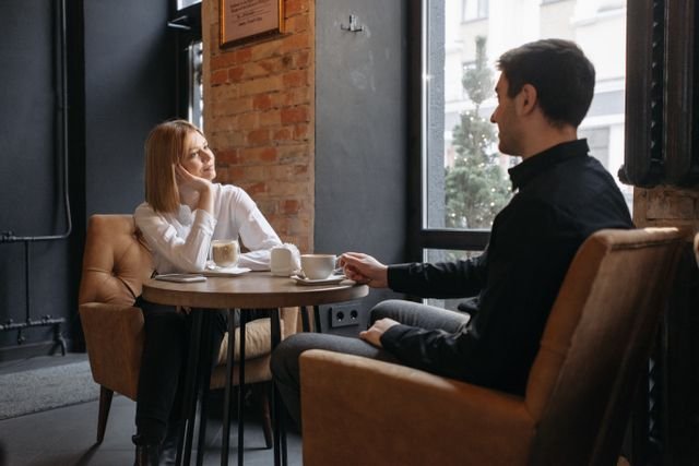 green flags in a relationship